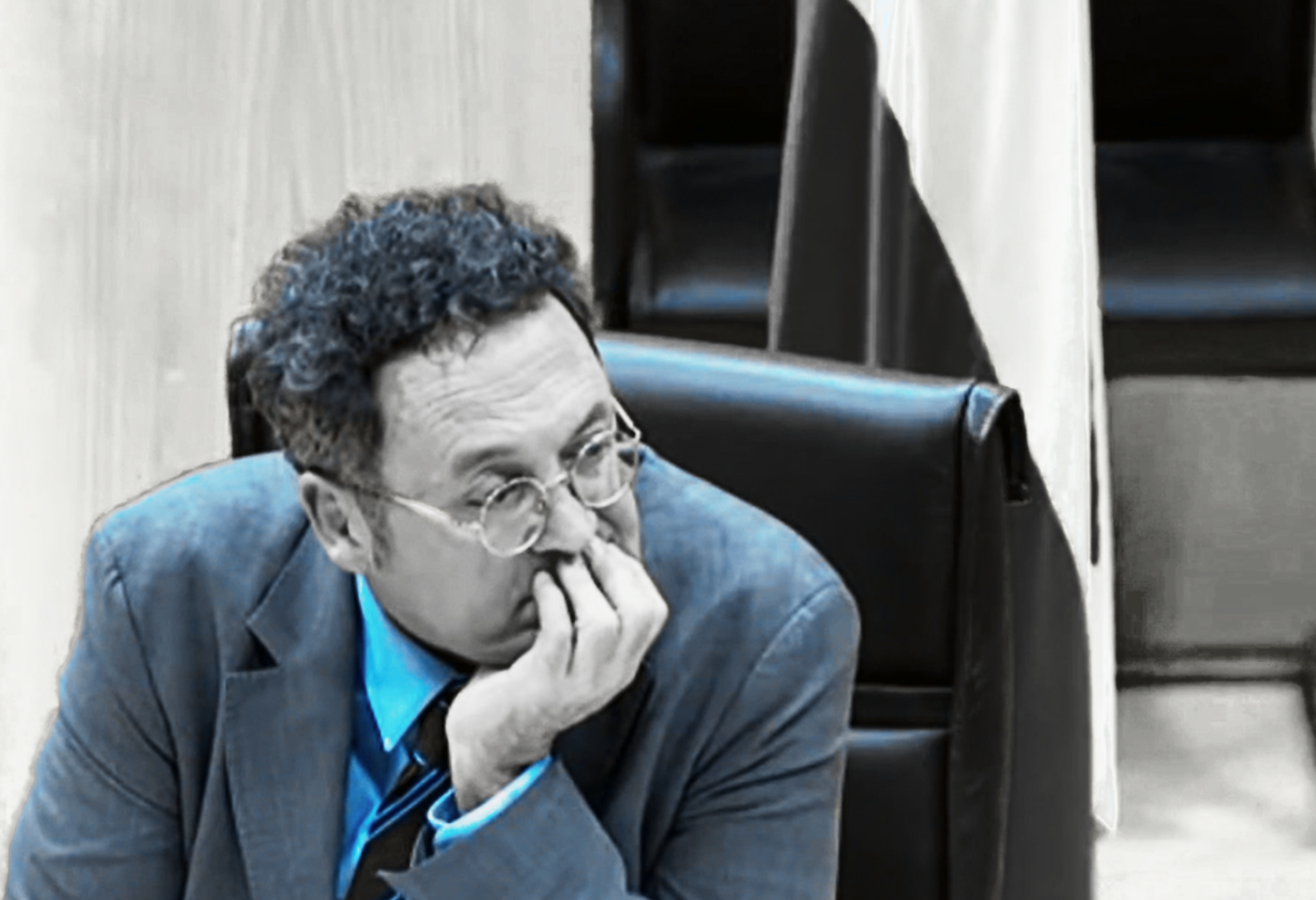 Delito de revelación de secretos (art. 417 CP) – voto particular